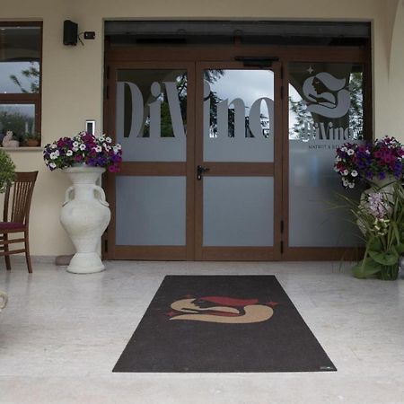 מלון Lenola Divino Bistrot E Relais מראה חיצוני תמונה